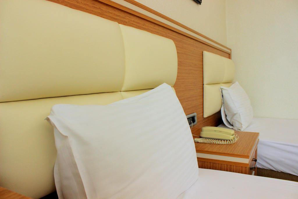 Hotel Buyuk Paris Istanbul Ngoại thất bức ảnh