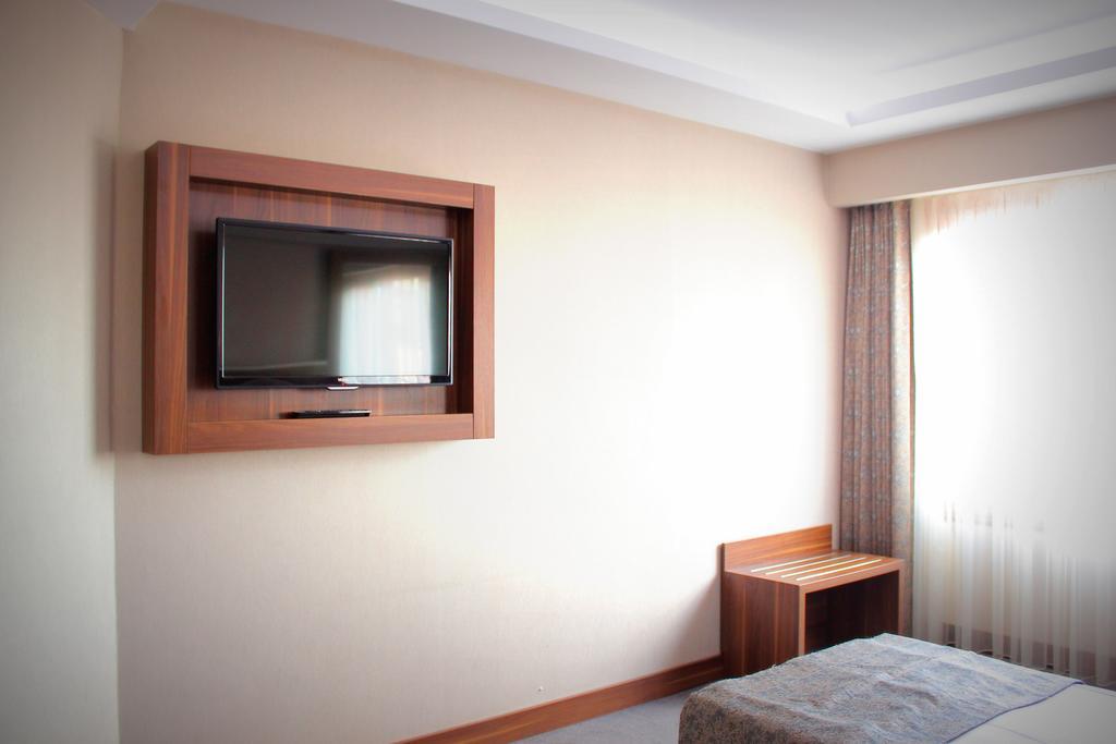 Hotel Buyuk Paris Istanbul Ngoại thất bức ảnh