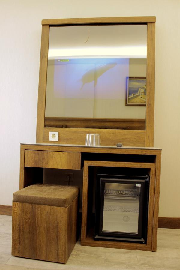 Hotel Buyuk Paris Istanbul Ngoại thất bức ảnh